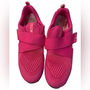 TIEM Pink bike tennis shoe. Sz 9.5